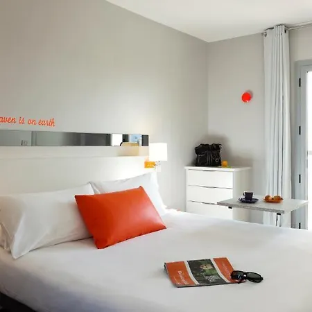 Ibis Styles Antibes Les Pins Juan-les-Pins