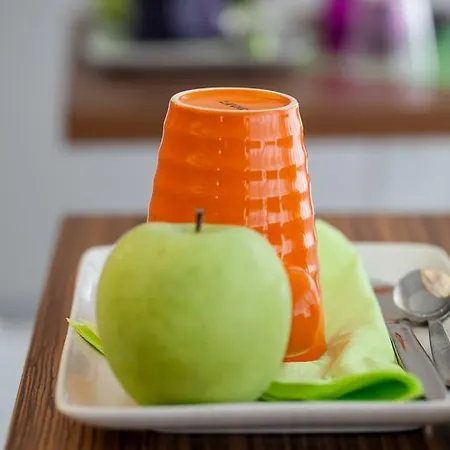 Ibis Styles Antibes Les Pins 3*