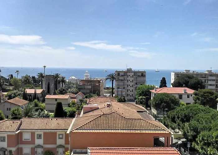 Ibis Styles Antibes Les Pins Ζουάν λε Πιν