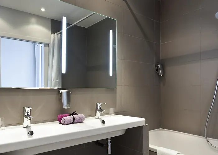 Ibis Styles Antibes Les Pins Ζουάν λε Πιν