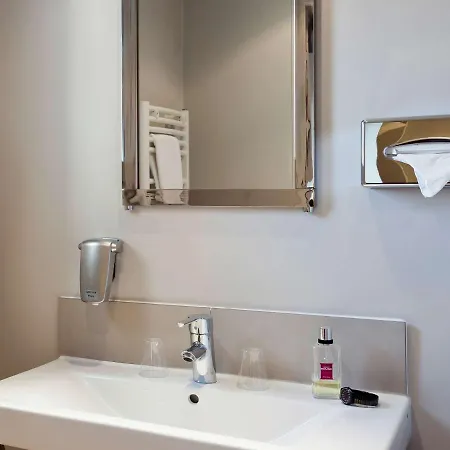 Ibis Styles Antibes Les Pins Жуан-ле-Пен